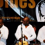 13. Blueslawine Hans Theessink Band & Insingizi